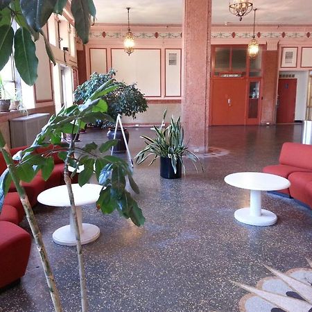 Hotel Riviera Newark Luaran gambar