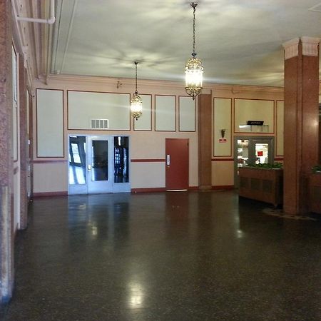 Hotel Riviera Newark Luaran gambar