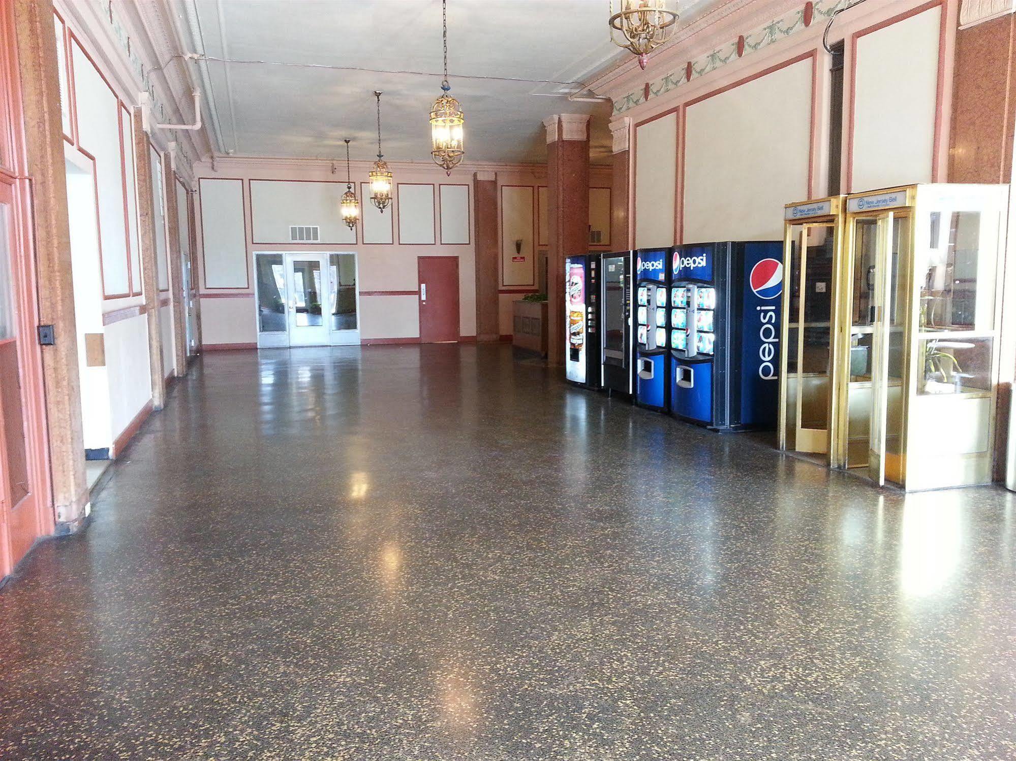 Hotel Riviera Newark Luaran gambar